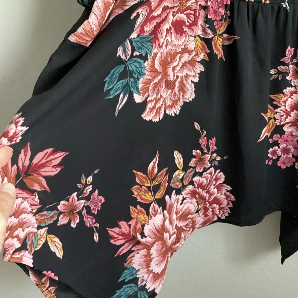 \Style & Co\ NWT Floral Embroidered Blouse - Picture 9 of 16